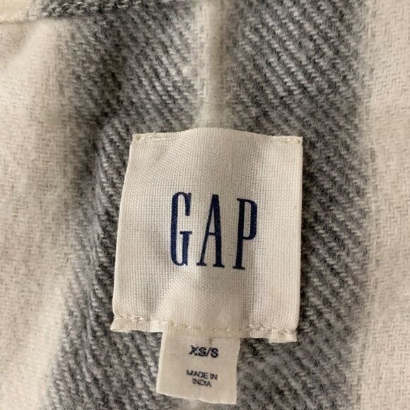 Gap Gray & White striped fringed poncho - S - Picture 7 of 7